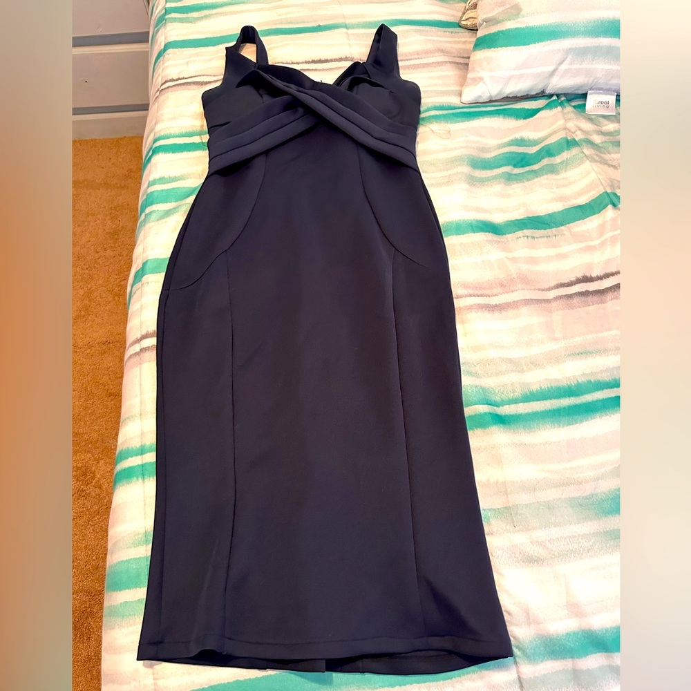 Medium, navy blue dress